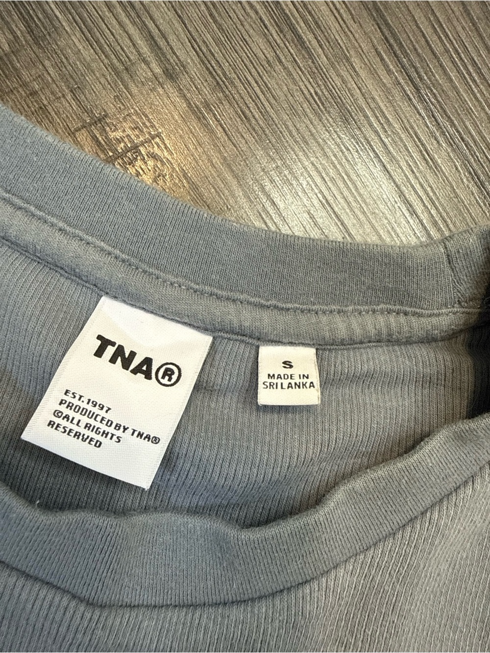 TNA | Ribbed Tee - Picture 3 of 4